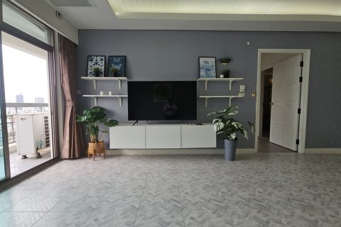 Condo in Watthana, Bangkok, Thailand, 3 bedrooms № 201248 - photo 4