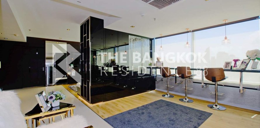 Condo in Bangkok, Thailand, 2 bedrooms № 184676