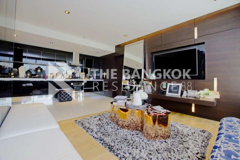 Condo in Bangkok, Thailand, 2 bedrooms № 184676