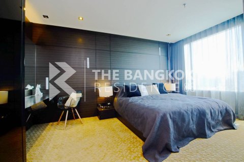 Condo in Bangkok, Thailand, 2 bedrooms № 184676 - photo 7