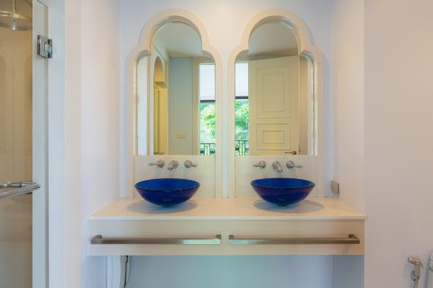 Condo in Hua Hin, Thailand, 3 bedrooms  № 168558 - photo 28