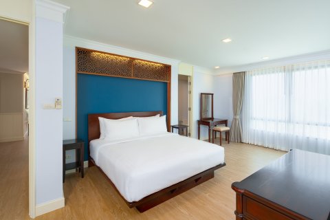 Condo in Hua Hin, Thailand, 3 bedrooms  № 168558 - photo 16