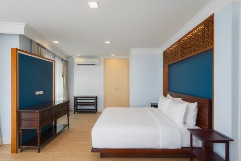 Condo in Hua Hin, Thailand, 3 bedrooms  № 168558 - photo 17