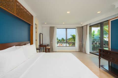 Condo in Hua Hin, Thailand, 3 bedrooms  № 168558 - photo 18