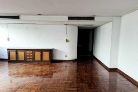 Кондоминиум с 3 спальнями в Патхум Ване, Бангкок, Таиланд № 150070 - фото 4