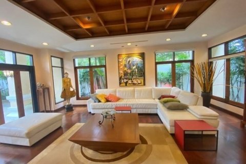 Вилла в Паттайе, Таиланд с 3 спальнями  № 150066 - фото 10