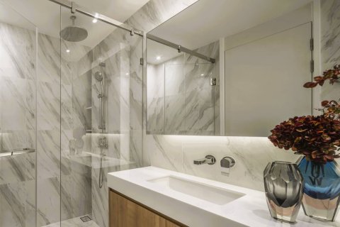 Condo in Bangkok, Thailand, 2 bedrooms  № 180834 - photo 10