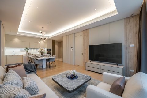 Condo in Bangkok, Thailand, 2 bedrooms  № 180831 - photo 10