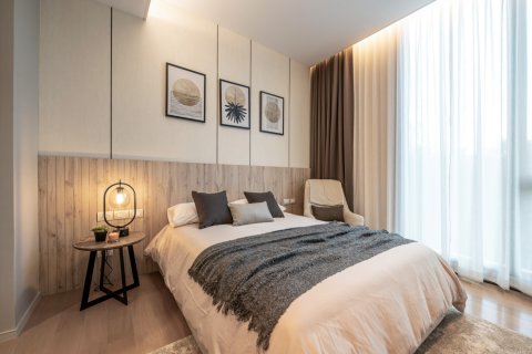 Condo in Bangkok, Thailand, 2 bedrooms  № 180831 - photo 15
