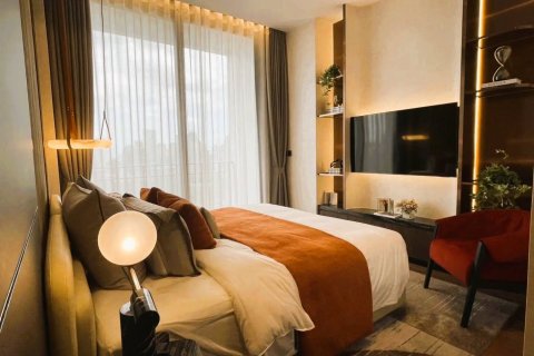Condo in Bangkok, Thailand, 3 bedrooms  № 180830 - photo 8