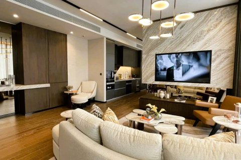Condo in Bangkok, Thailand, 3 bedrooms  № 180830 - photo 3