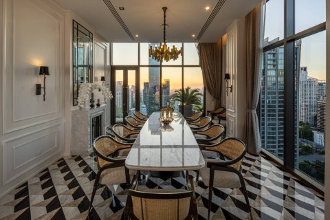 Condo in Bangkok, Thailand, 3 bedrooms  № 180830 - photo 19