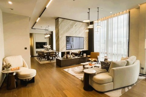 Condo in Bangkok, Thailand, 3 bedrooms  № 180830 - photo 2