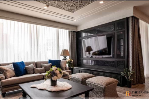 Condo in Bangkok, Thailand, 3 bedrooms  № 202017 - photo 10