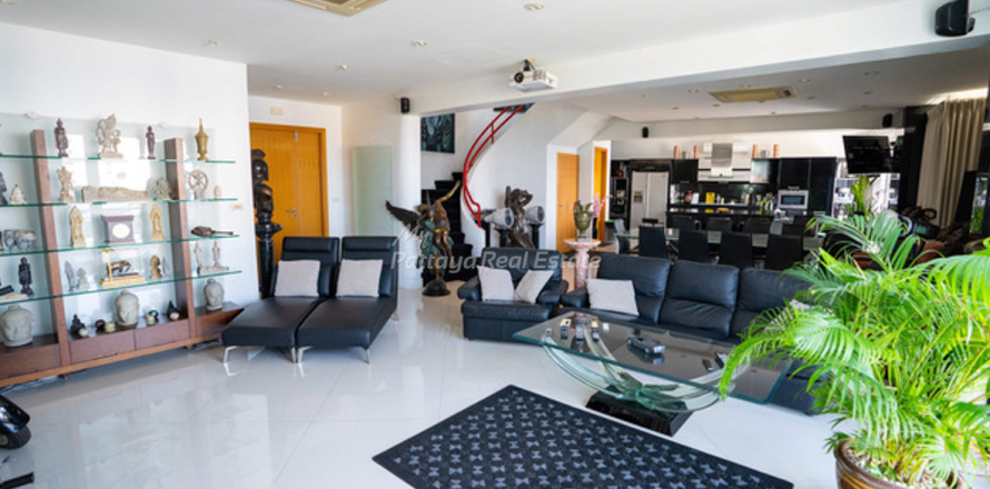 Кондоминиум с 2 спальнями в Паттайе, Таиланд № 149551