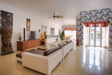 Studio on Jomtien Beach, Pattaya, Thailand № 149549 - photo 8