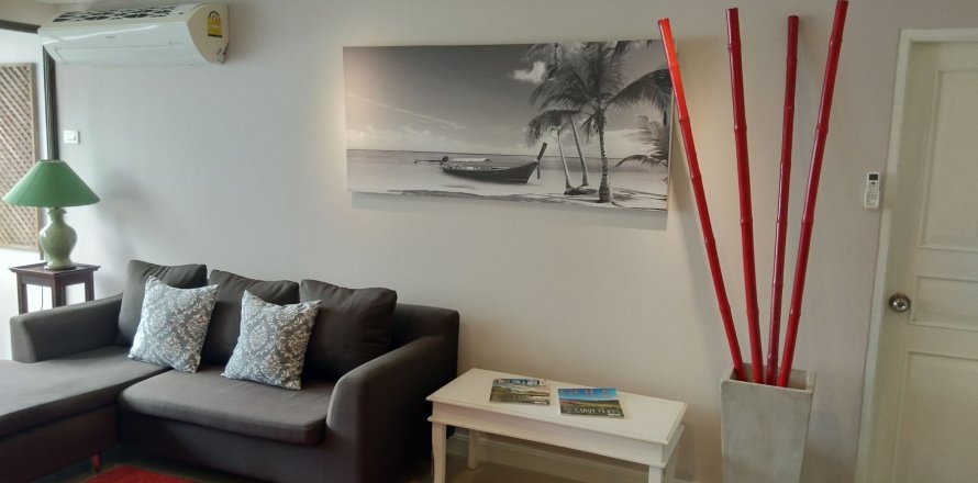 Condo in Bangkok, Thailand, 2 bedrooms  № 143324