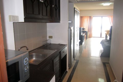 Studio in the Condo on Jomtien Beach, Pattaya, Thailand  № 176528
