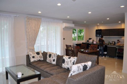 Condo on Jomtien Beach, Pattaya, Thailand, 1 bedroom  № 176526 - photo 7