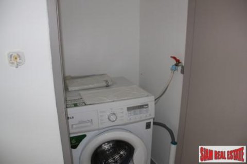 Duplex in Bangkok, Thailand 1 bedroom № 193029 - photo 3