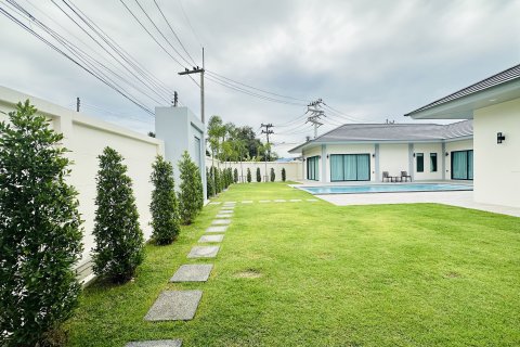 Вилла в Паттайе, Таиланд с 4 спальнями  № 148658 - фото 5