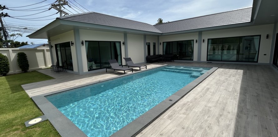 Вилла в Паттайе, Таиланд с 4 спальнями  № 148658