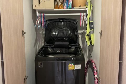 Condo à Suan Luang, Bangkok, Thaïlande, 2 chambres № 164641 - photo 11