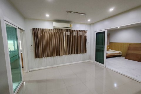 Maison à Bang Bua Thong, Thaïlande 4 chambres № 164640 - photo 8