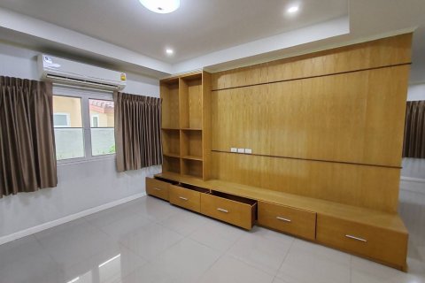 Maison à Bang Bua Thong, Thaïlande 4 chambres № 164640 - photo 5