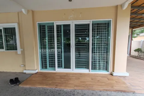 Maison à Bang Bua Thong, Thaïlande 4 chambres № 164640 - photo 3