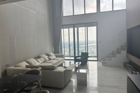 Condo in Bangkok, Thailand, 3 bedrooms  № 146824 - photo 4