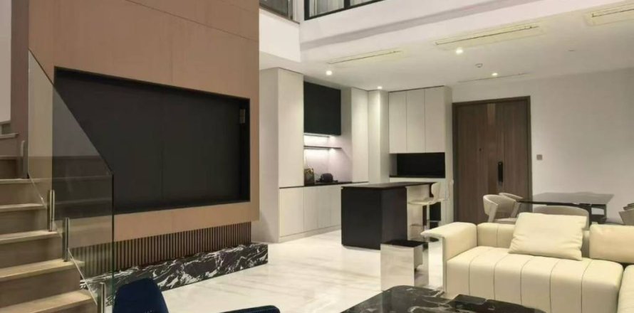 Condo in Bangkok, Thailand, 3 bedrooms  № 146824