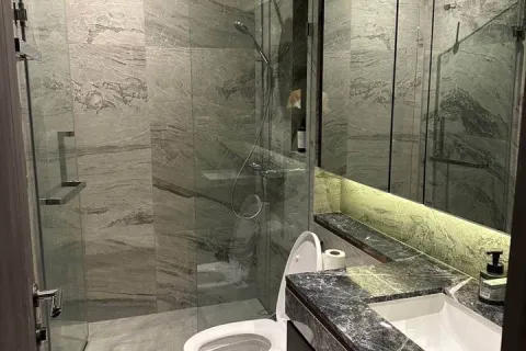 Eigentumswohnung in Watthana, Bangkok, Thailand, 3 Schlafzimmer № 216171 - Foto 17