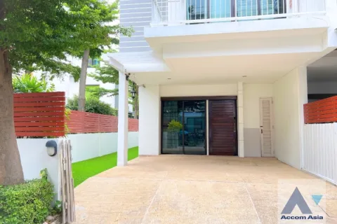 Reihenhaus in Suan Luang, Bangkok, Thailand 3 Schlafzimmer № 216245 - Foto 7