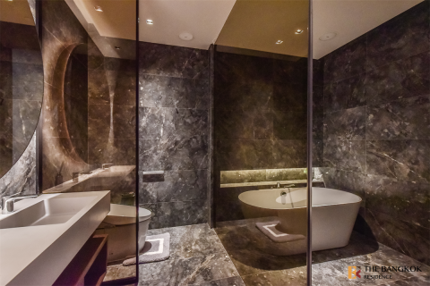 Condo in Bangkok, Thailand, 3 bedrooms № 184629 - photo 6