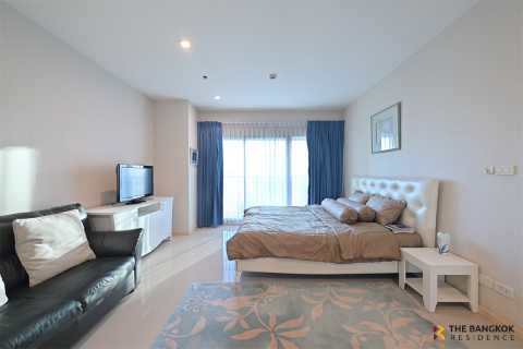 Condo à Bangkok, Thaïlande, 2 chambres  № 184627 - photo 10