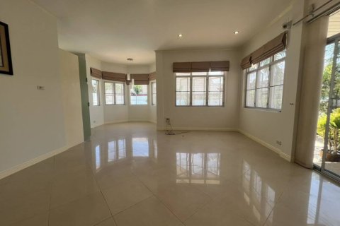 Villa in Hua Hin, Thailand 3 bedrooms № 150416 - photo 4