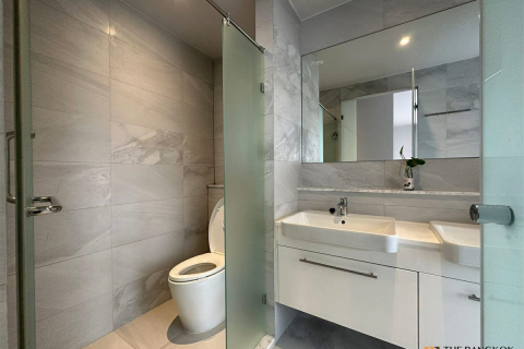 Condo in Bangkok, Thailand, 2 bedrooms  № 186192