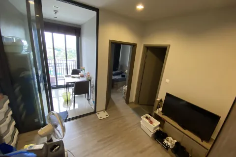 Studio dans le Condo à Bang Sue, Bangkok, Thaïlande  № 171055