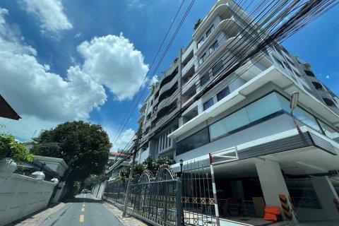 Студия в кондо в Пхая Тая, Бангкок, Таиланд № 171058 - фото 9