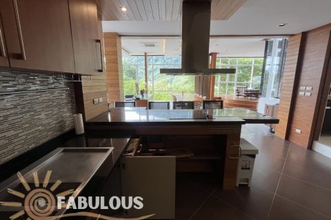Penthouse in Kamala, Thailand 3 bedrooms № 179429 - photo 4