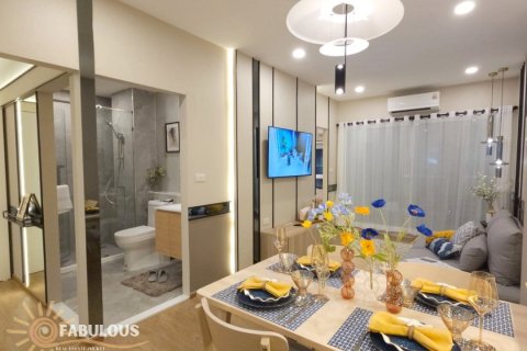 Condo in Bang Tao, Thailand, 2 bedrooms № 179427 - photo 2