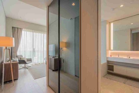 Condo in Bangkok, Thailand, 2 bedrooms № 183613 - photo 12
