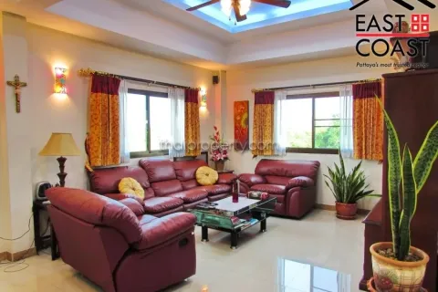 Local comercial 553 m2 en Pattaya, Tailandia № 212840 - foto 6