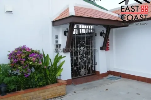 Local comercial 553 m2 en Pattaya, Tailandia № 212840 - foto 4