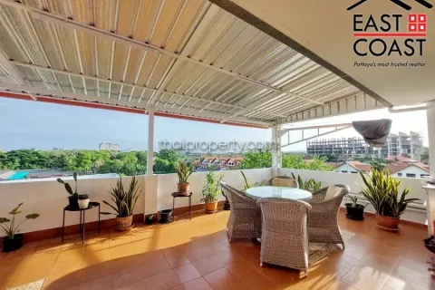 Local comercial 553 m2 en Pattaya, Tailandia № 212840