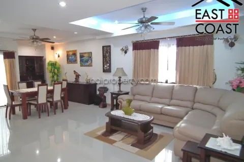 Local comercial 553 m2 en Pattaya, Tailandia № 212840 - foto 18