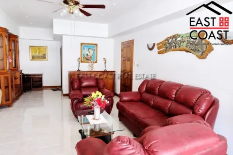 Condominio de 2 dormitorios en Jomtien Beach, Pattaya, Tailandia № 212838 - foto 4