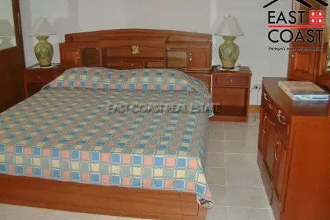 Condominio de 2 dormitorios en Jomtien Beach, Pattaya, Tailandia № 212838 - foto 11