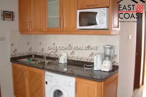 Condominio de 2 dormitorios en Jomtien Beach, Pattaya, Tailandia № 212838 - foto 10